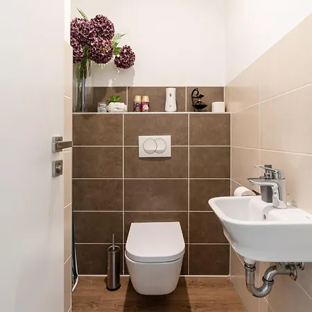 Chestnut Charm شقة بودابست